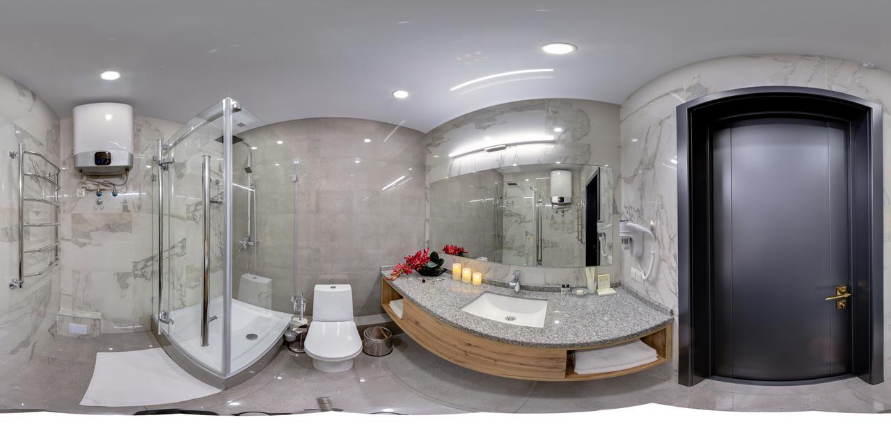 Aurum Hotel Bichkek Extérieur photo